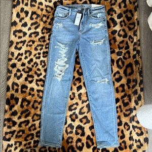 Women's Distressed American Eagle Blue Mom Jean